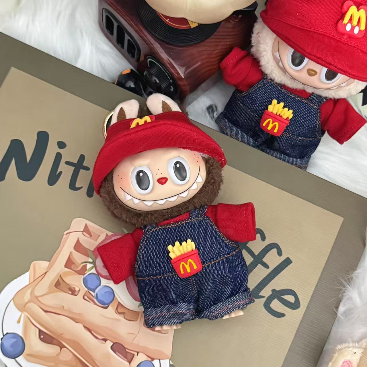 Spot Goods Generation one or two Labubu Clothing Accessories Labubu Doll Clothes Striped Sweater Hat Clothes Vinyl Blind Box