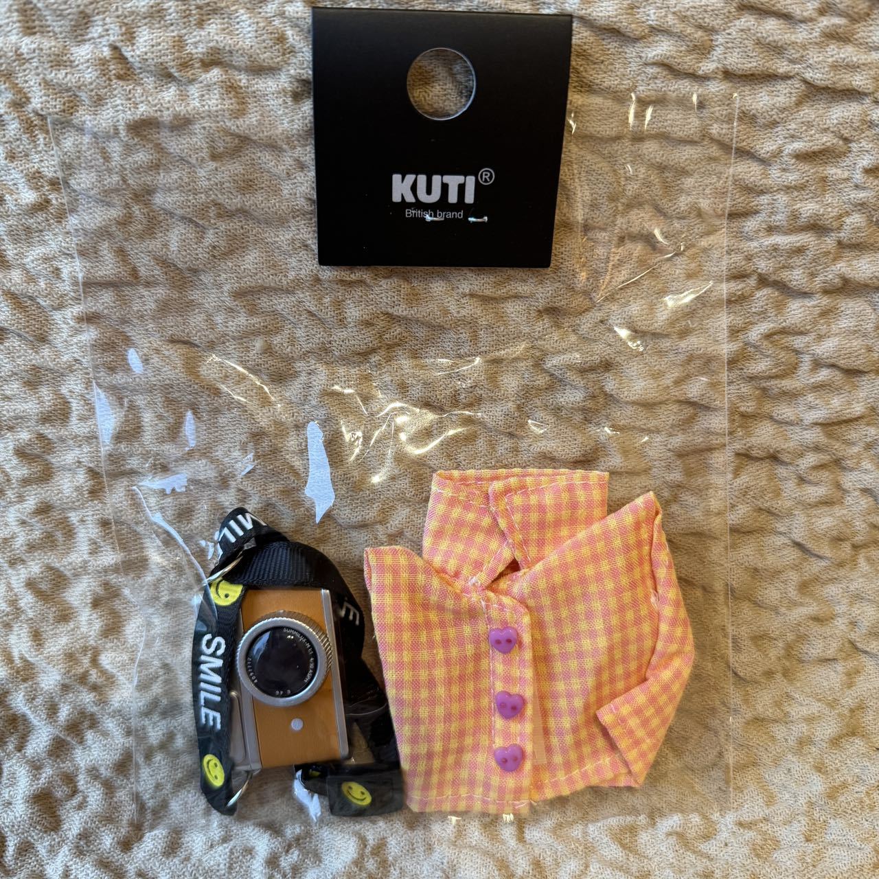 【Clothes Only】Labubu Plush Doll Clothes LABUBU Replaceable Grid Shirt Camera Accessories
