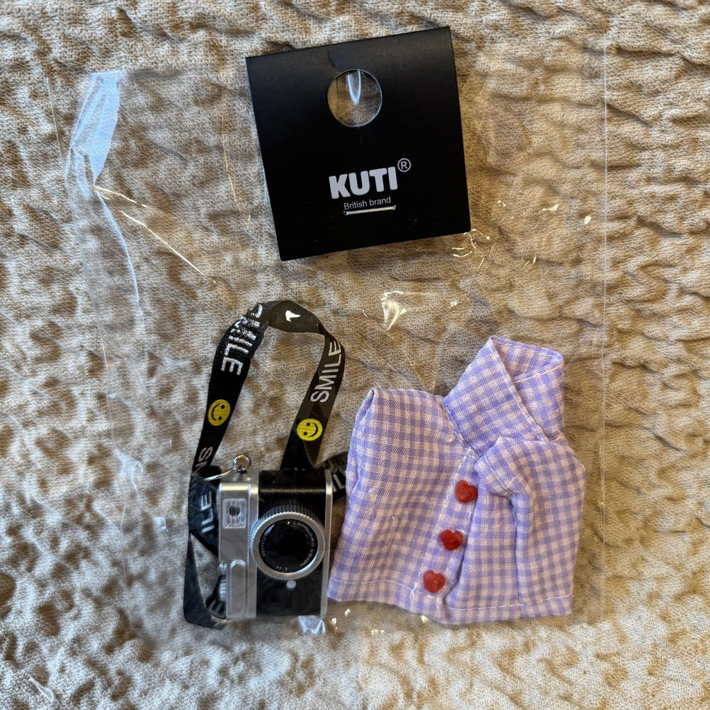 【Clothes Only】Labubu Plush Doll Clothes LABUBU Replaceable Grid Shirt Camera Accessories
