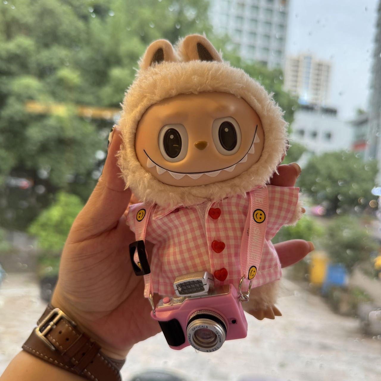 【Clothes Only】Labubu Plush Doll Clothes LABUBU Replaceable Grid Shirt Camera Accessories